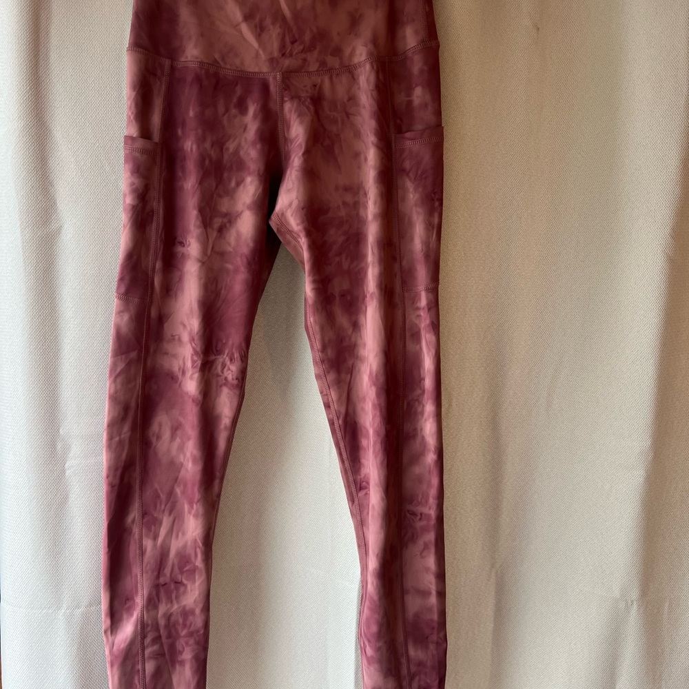 Oalka Plush Pink Leggings with Velvet Sheen